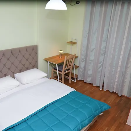 公寓 A-l 地拉那